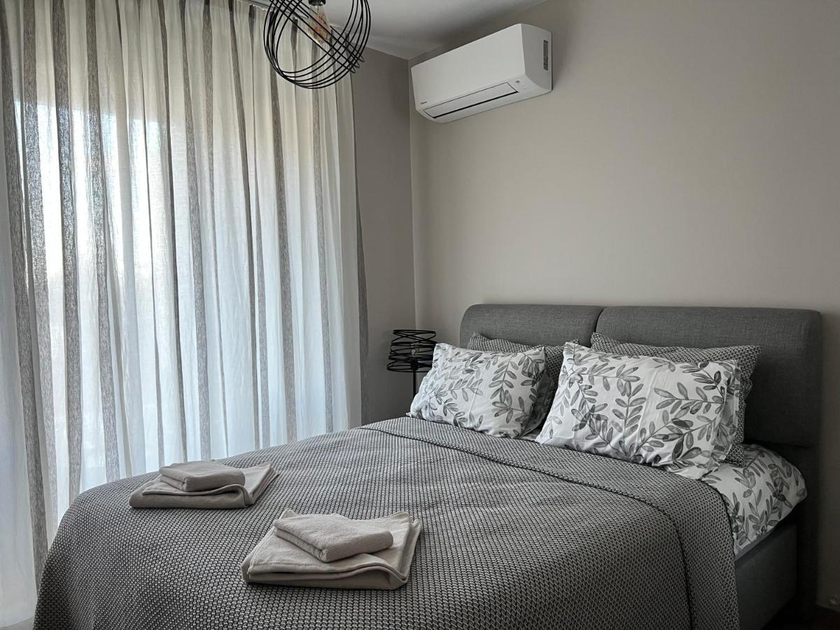 Luxe Sea Apartment Saints Constantine and Helena ภายนอก รูปภาพ